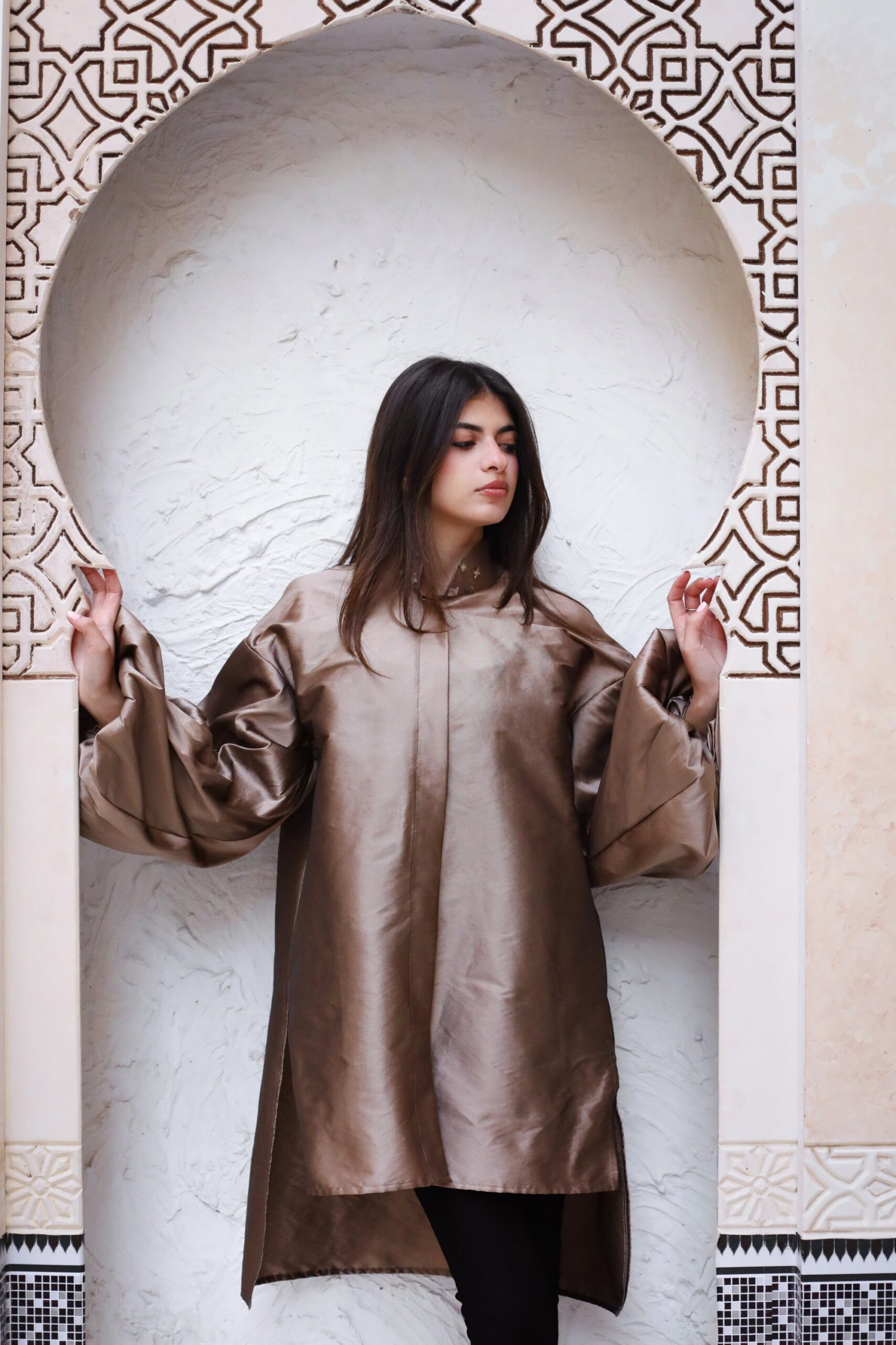 Lulwa Tafta Tunic in Oxide - Image 4