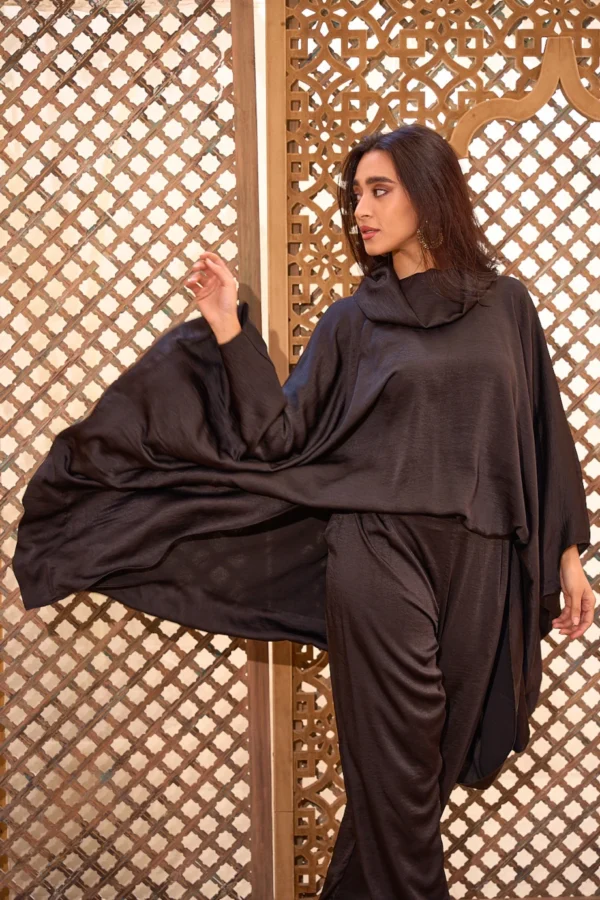 Sahara Shimmery Set in Black