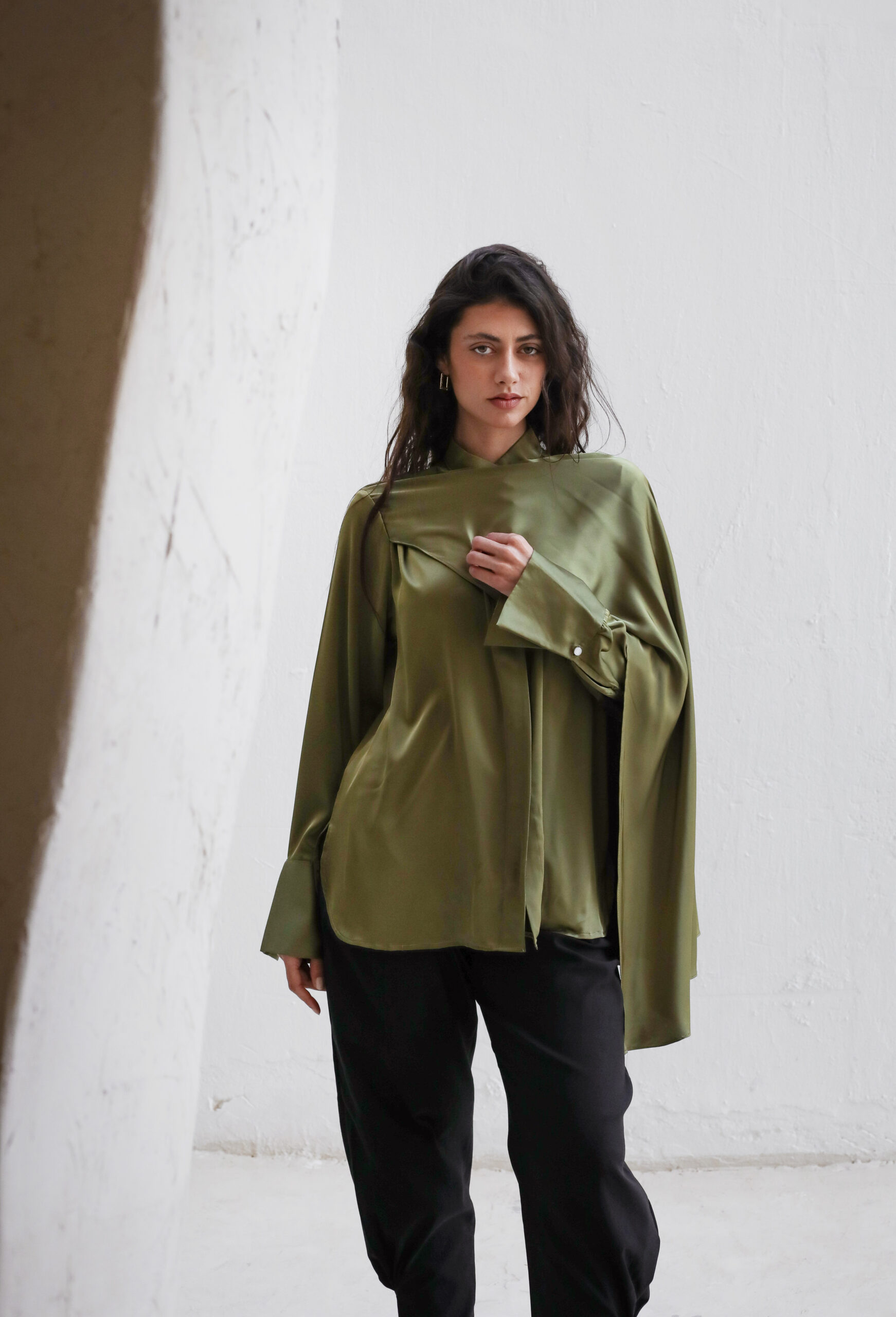 Hareer Top in Olive