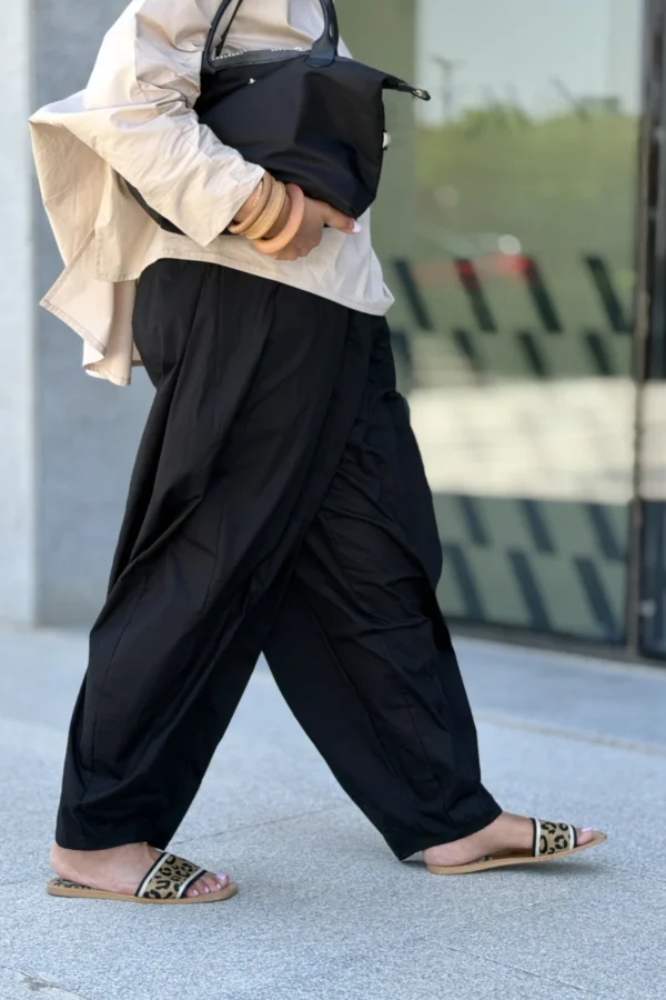 Nova Pants in Black